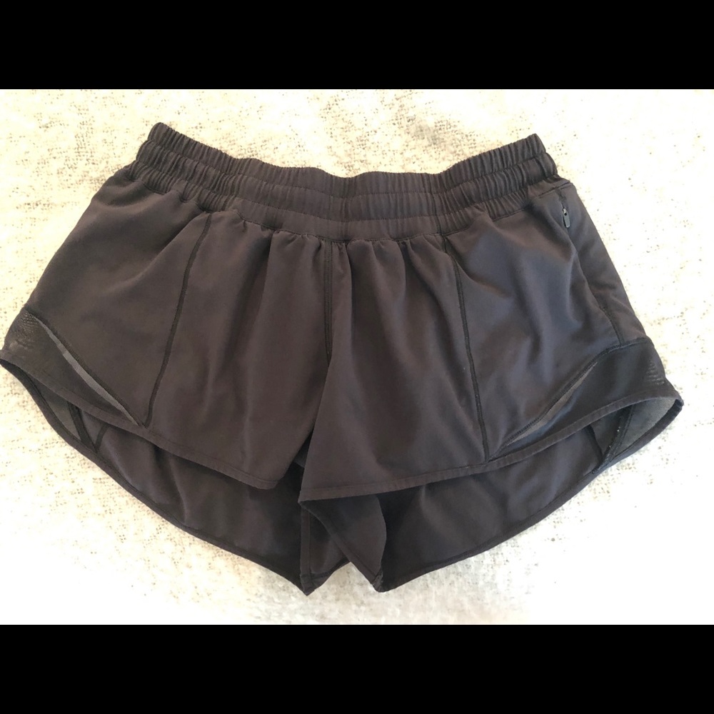 Lululemon hotty hot shorts black